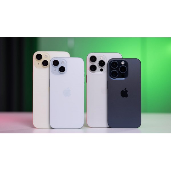 iPhone 15 .1" Super Retina XDR OLED Display